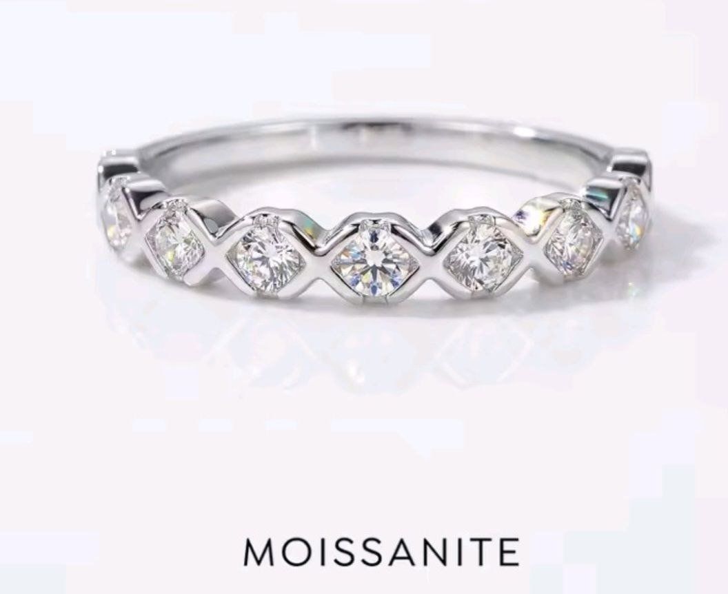 Ringe: Bague argent avec diamants de moissanite certifiés GRA – Neu und originalverpackt aus Reconvilier von Tsma67 1