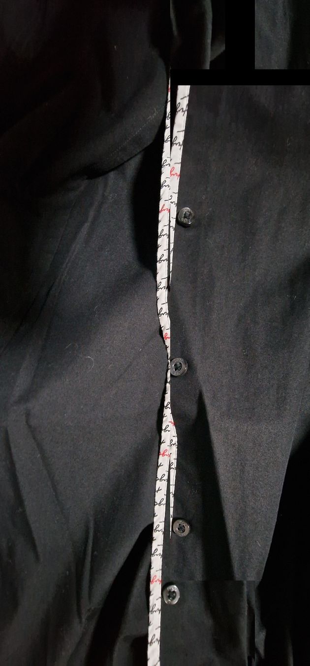 Hugo Boss Camicie: Schwarzes Hugo Boss Hemd Grösse 42 – Nuovo (secondo la descrizione) da Chur venduto da car_5clc 5