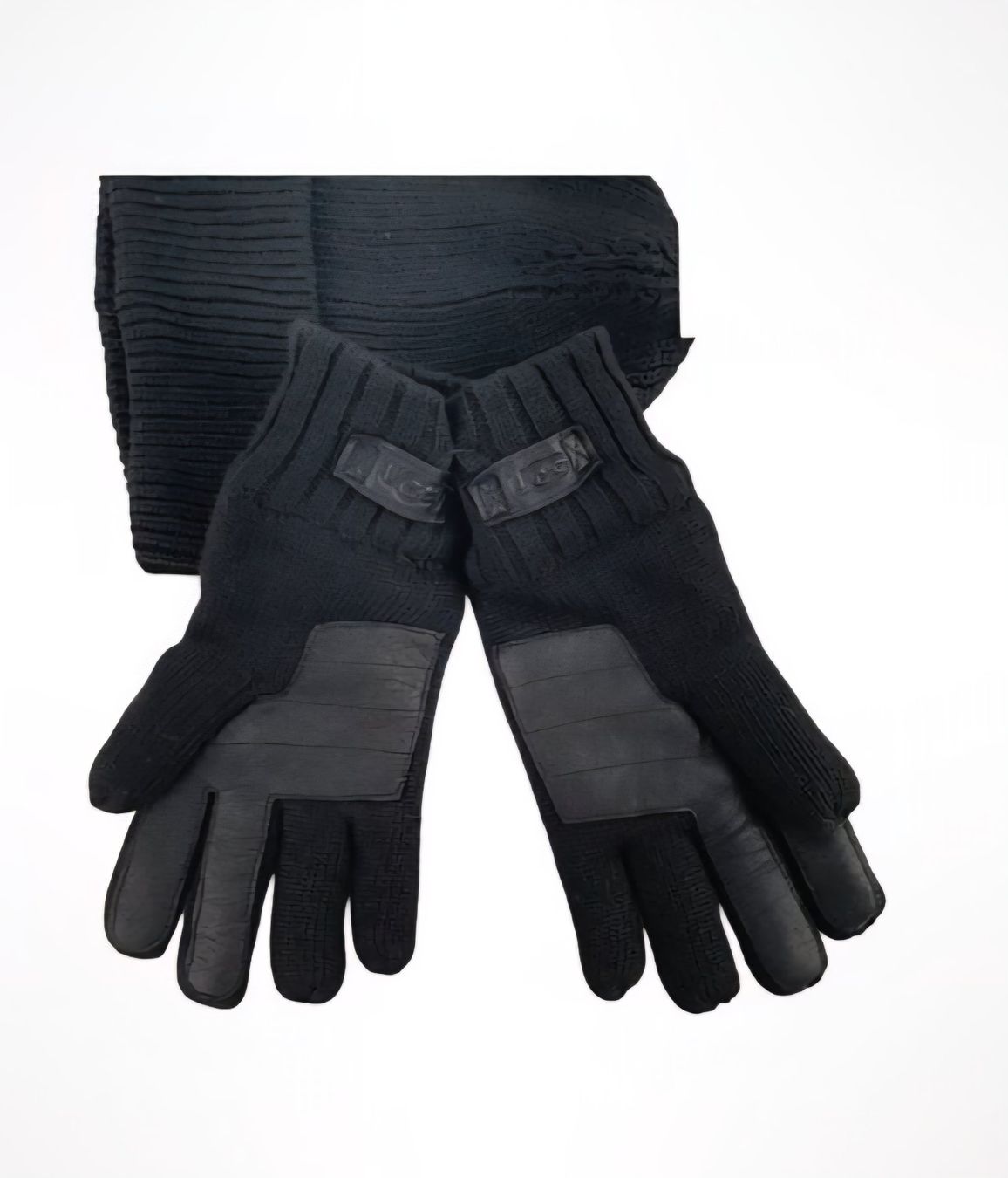 Ugg Lotti di vestiti: UGG Kappe und Handschuhe GR. S/M – Nuovo e nell'imballaggio originale da Riedikon venduto da Winter21. 4