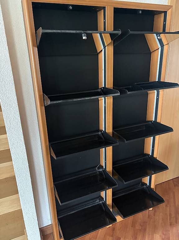 Schränke: Meuble à chaussures  – Gebraucht aus La Ferrière von jor_wdd7 1