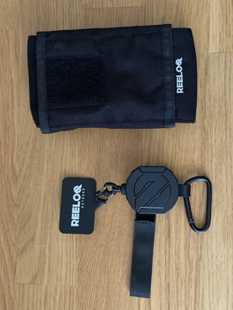 Reeloq Outdoor Pouch and Retractor smartphone hiking