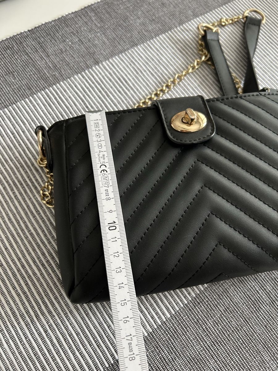 Borse da donna: Umhängetasche / Crossbody Bag – Usato da Mägenwil venduto da afiloni84 5