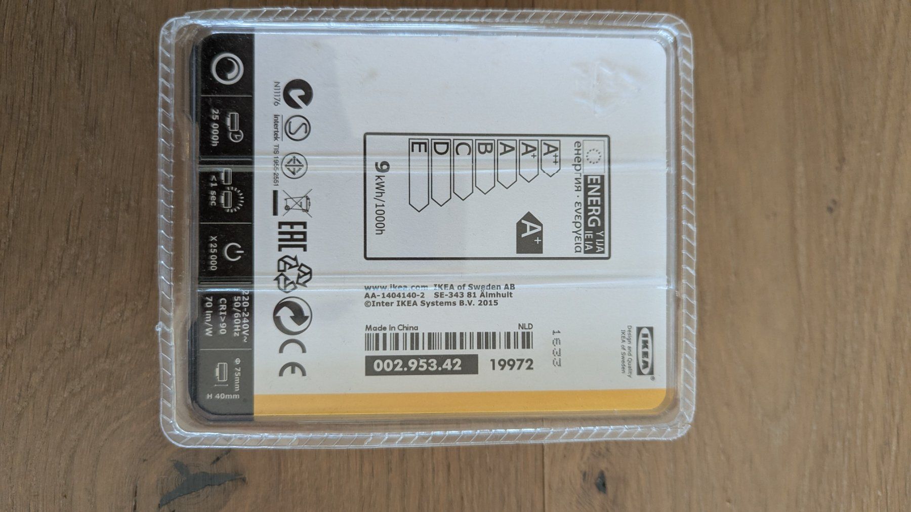 Ikea Lampade: Ampoule LED IKEA – Usato da Neuchâtel venduto da tagtag02 1