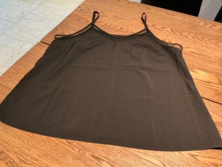 Neues Schwarzes Trägertop Gr. 44