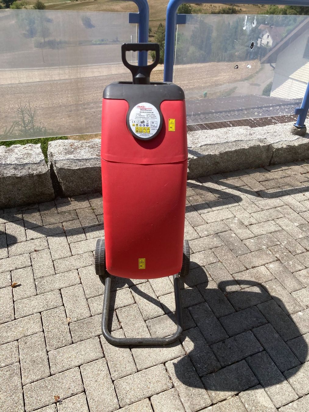 Déchiqueteuse: Elektro-Gartenhäckler – D'occasion à Mönthal par bossma