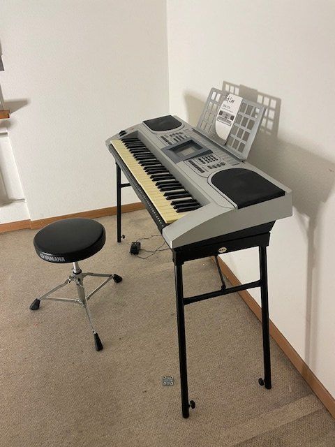 Strumenti musicali: Keyboard zum top Preis!!! – Usato da Konolfingen venduto da inf_gy82 1