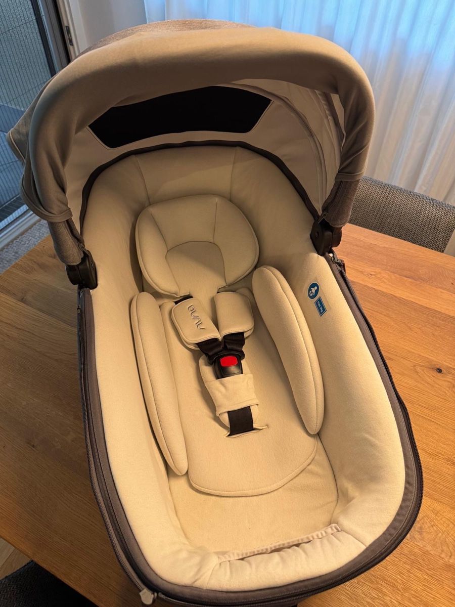 Nuna Auto-Kindersitze: Nuna Base + Pipa & Cari Next Komplettset – Gebraucht aus Binz von chrigi-zh 7
