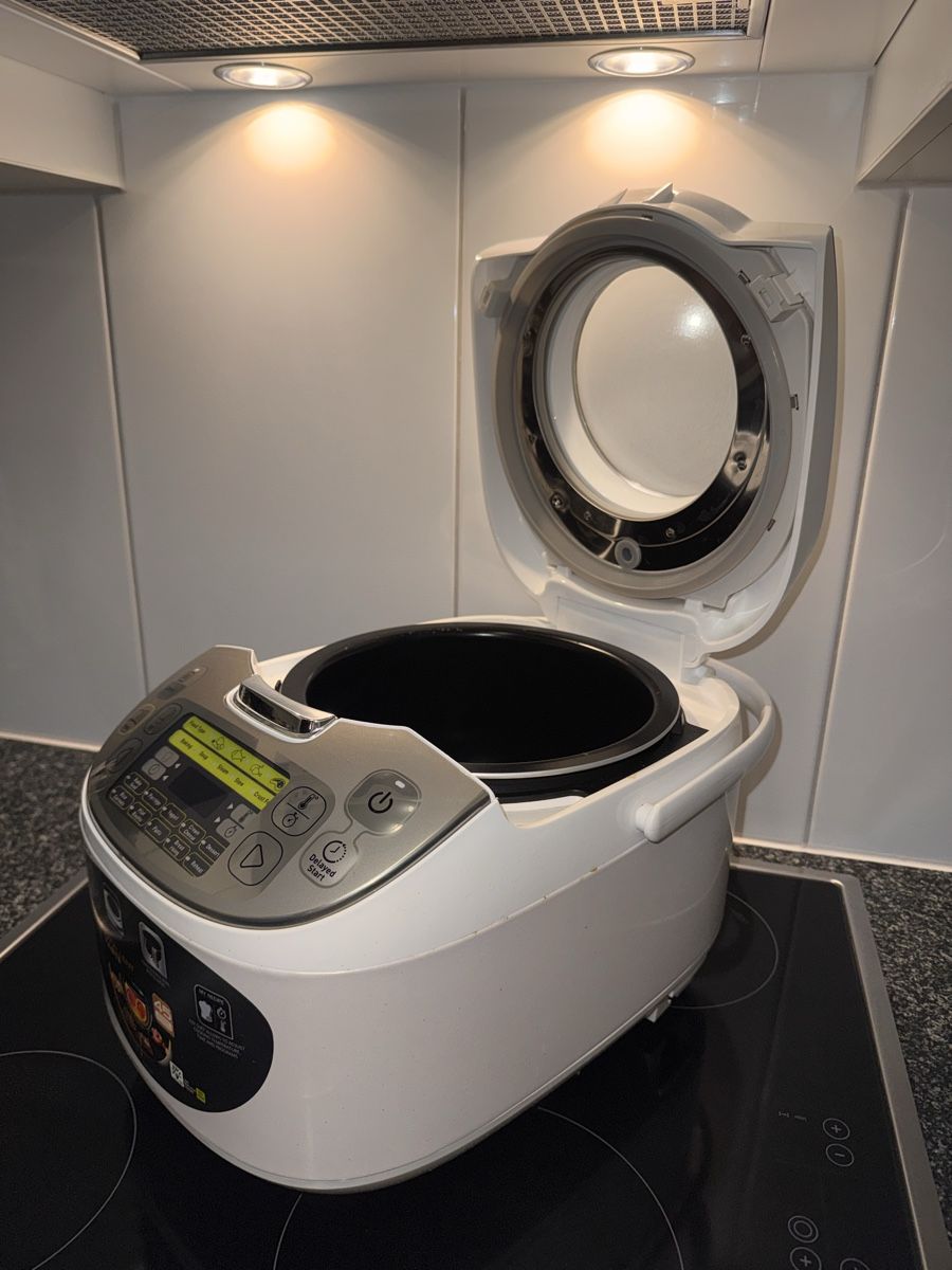 Tefal Elettrodomestici da cucina: Tefal multicooker – Usato da Liestal venduto da sla_bjm9 2