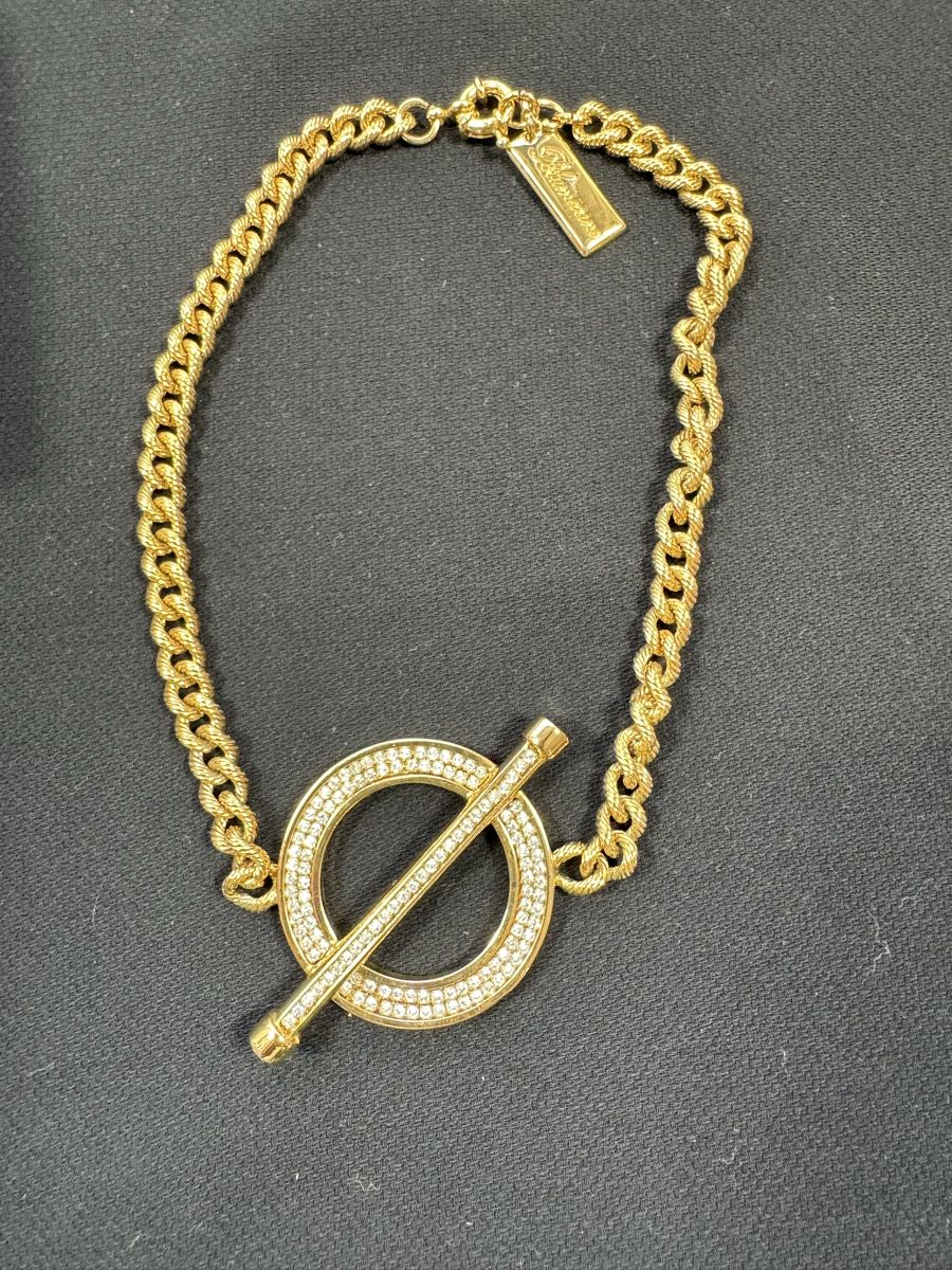 Ketten: Blumarine Gold Tone Toggle Bracelet - Elegant Statement! – Gebraucht aus Hurden von rac_wyf8