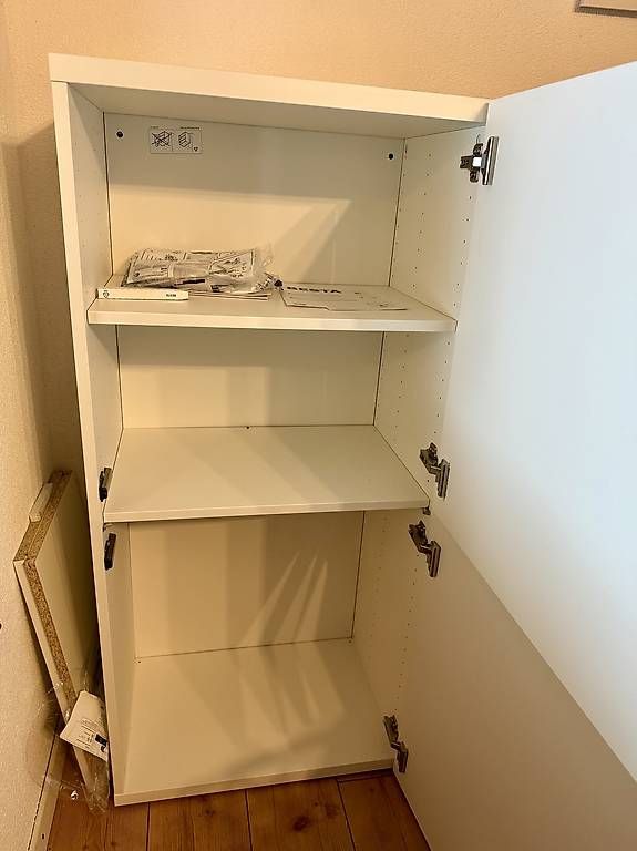 Armadi: Ikea Bestå Schrank – Usato da Gwatt (Thun) venduto da Bennae 1