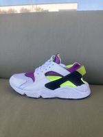 Nike Air Huarache Run trainers. Retro style. Size 38.