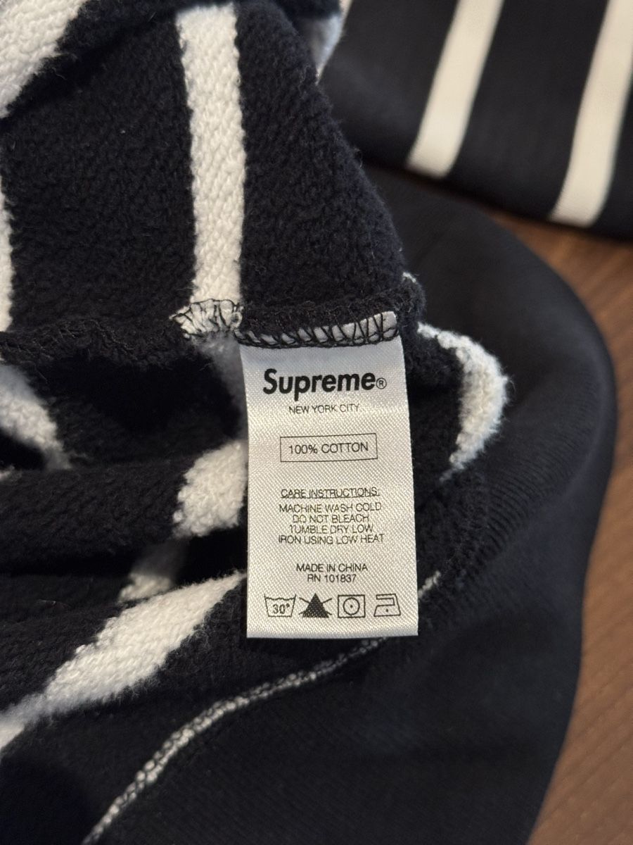 Pullover & Sweatshirts: Supreme Streifen Quarter-Zip Pullover, ab CHF 1.-  – Gebraucht aus Gränichen von lixil 4