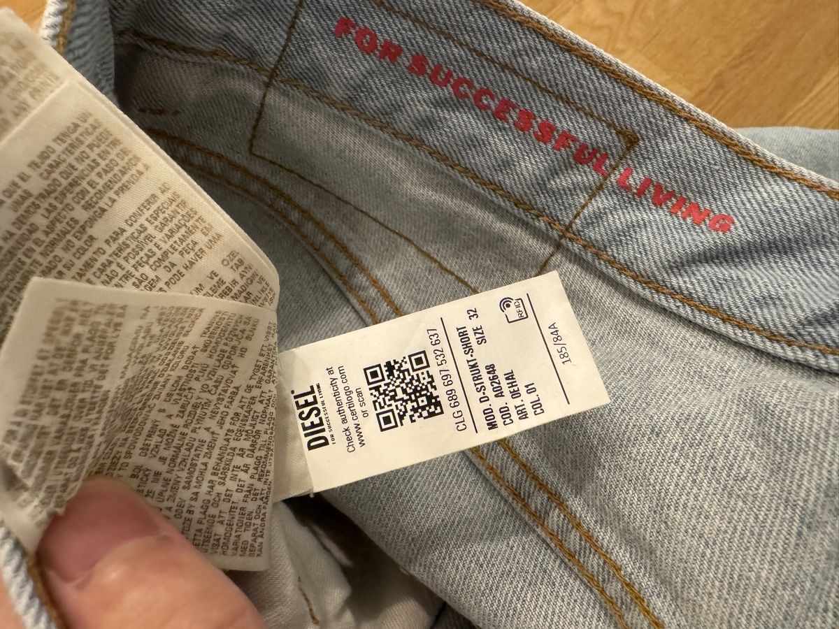 Diesel Jeans: Diesel Denim Shorts – Usato da Winterthur venduto da 3mi_2kpf 2