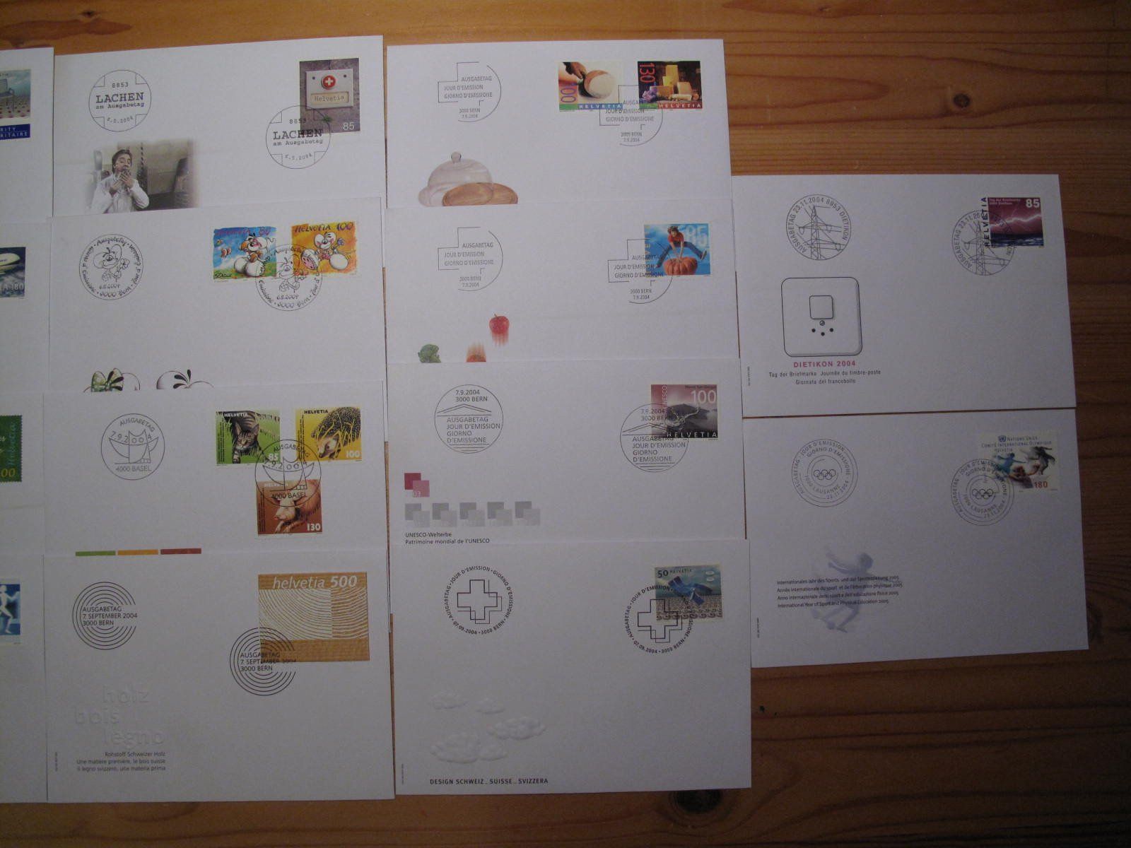 Tutti i francobolli: Schweiz FDC 2004 14 Stück – Usato da Wil SG venduto da fva01 2