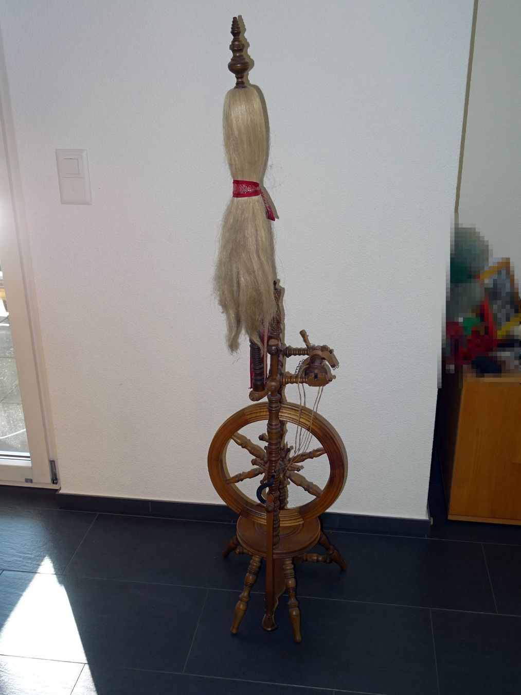 Spinnräder: Spinnrad aus Holz – Gebraucht aus Obfelden von Borschtsch