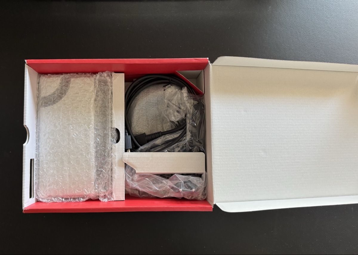 Nintendo Consoles: Nintendo Switch OLED et accessoires – D'occasion à Blonay par ADO_79 2