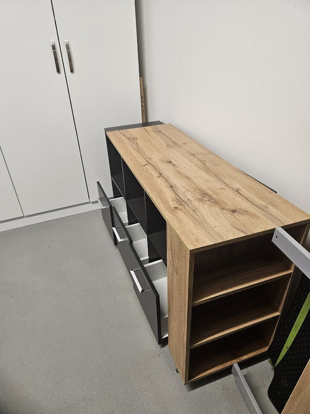 Bureaux: Bürotisch – D'occasion à Bad zurzach par Sanja015 1