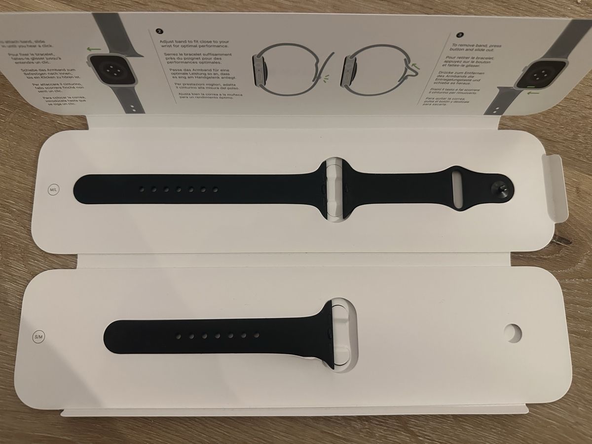 Apple Smartwatch: Apple Watch Series 7, 45mm, Titangehäuse, GPS+Cellular – Usato da Zetzwil venduto da severin_h 6