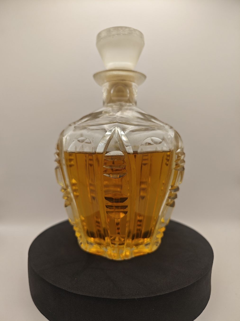 Caraffe: Art - Déco Bleikristallkaraffe, ca. 1920 bis 1940 – Usato da Ottikon venduto da Kolibri-81 1