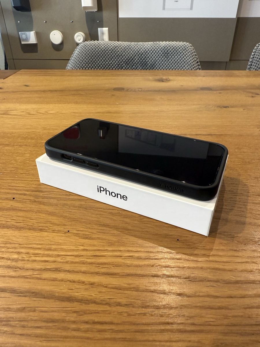 Apple Portables: iPhone 14 Pro Max – D'occasion à Zürich par jon_yv7v