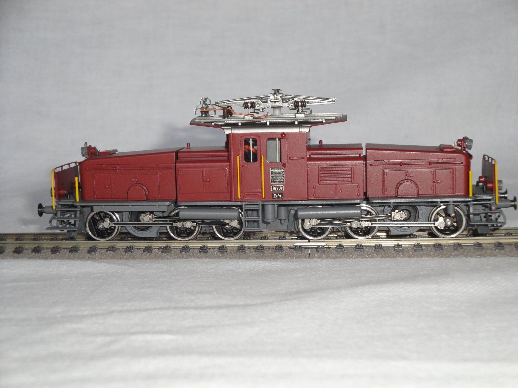 Metropolitan Modellini di ferrovie: Metropolitan SBB-Rangierlok Ee 6/6 I 16801 – Nuovo (secondo la descrizione) da Wolfwil venduto da heinzs3575 3