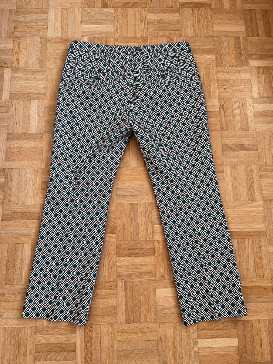 Max Mara Pantaloni: Hose Weekend MaxMara Capri Flare Gr. 40 – Usato da Zürich venduto da Kleanthy 5