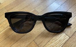 Gucci Lunettes de soleil trapèze noires, neuves