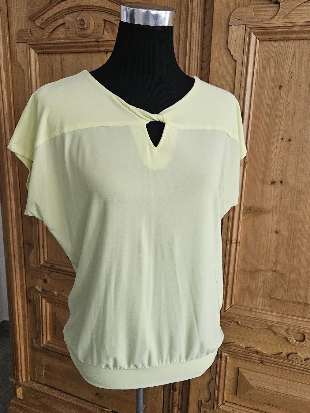 T-Shirts: schönes T-Shirt, Bianca – Neu (gemäss Beschreibung) aus Wiesendangen von Sinhuk