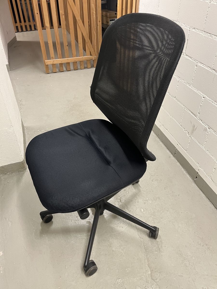 Rollstühle: Bürostuhl Vitra ID Mesh – Gebraucht aus Solothurn von HH91 2
