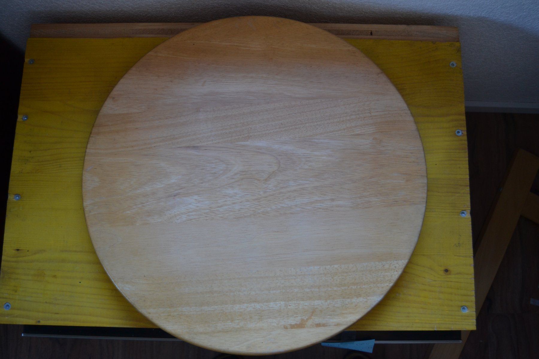 Articoli in legno: Holzrondell 44cm Drehbar – Usato da Beinwil am See venduto da kajak55