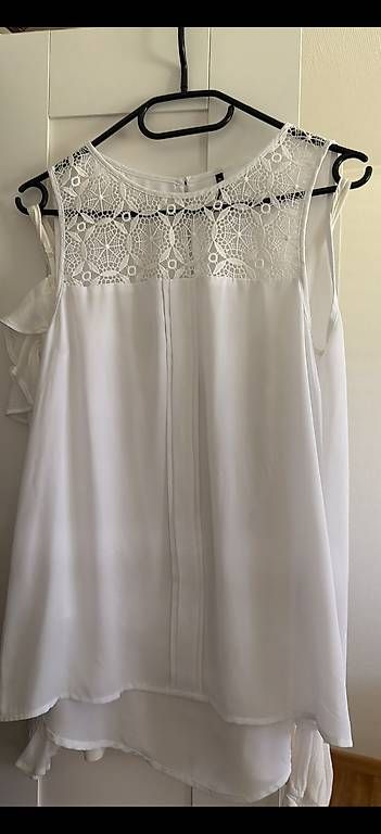 Top:  Damen-Tops zu verkaufen – Usato da Wil SG venduto da mar_w7v7 2