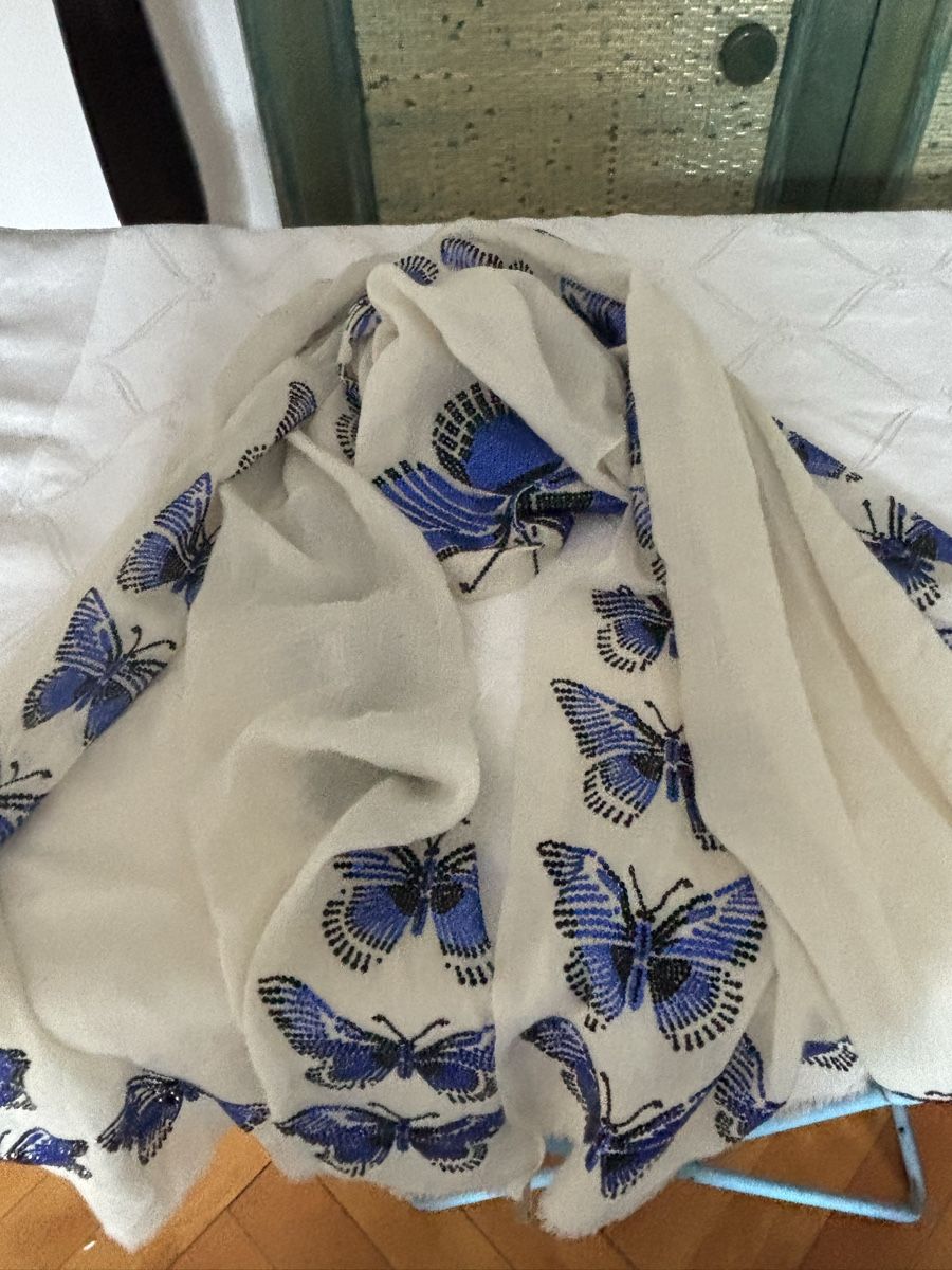 Foulard & Sciarpe: Écharpe en cachemire Janavi Joelle Flora – Nuovo e nell'imballaggio originale da Genève venduto da ati_tj8f 8