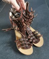 Braune Sandalen aus Leder, Gr. 39