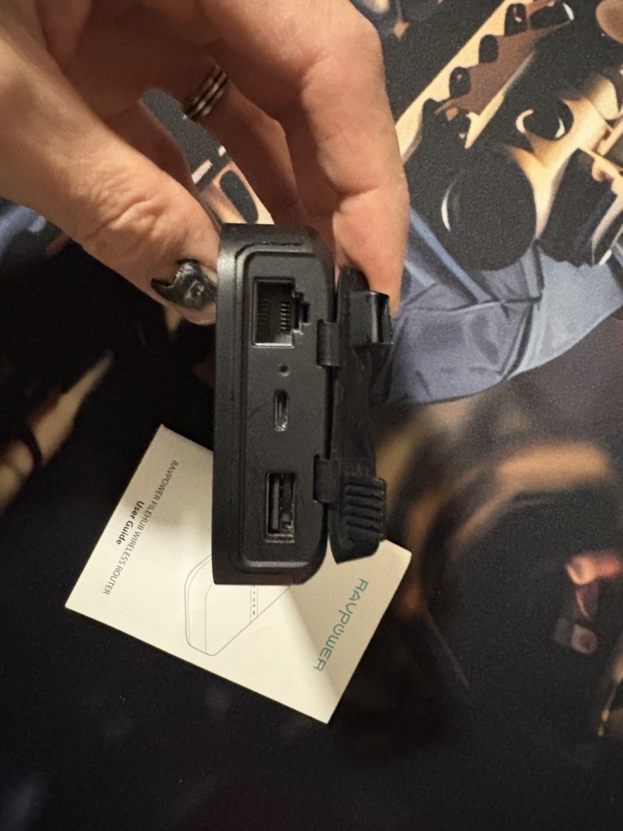 Caricabatterie: File hub. Router wifi. Power bank – Usato da Bürglen UR venduto da Cardosoluis 1