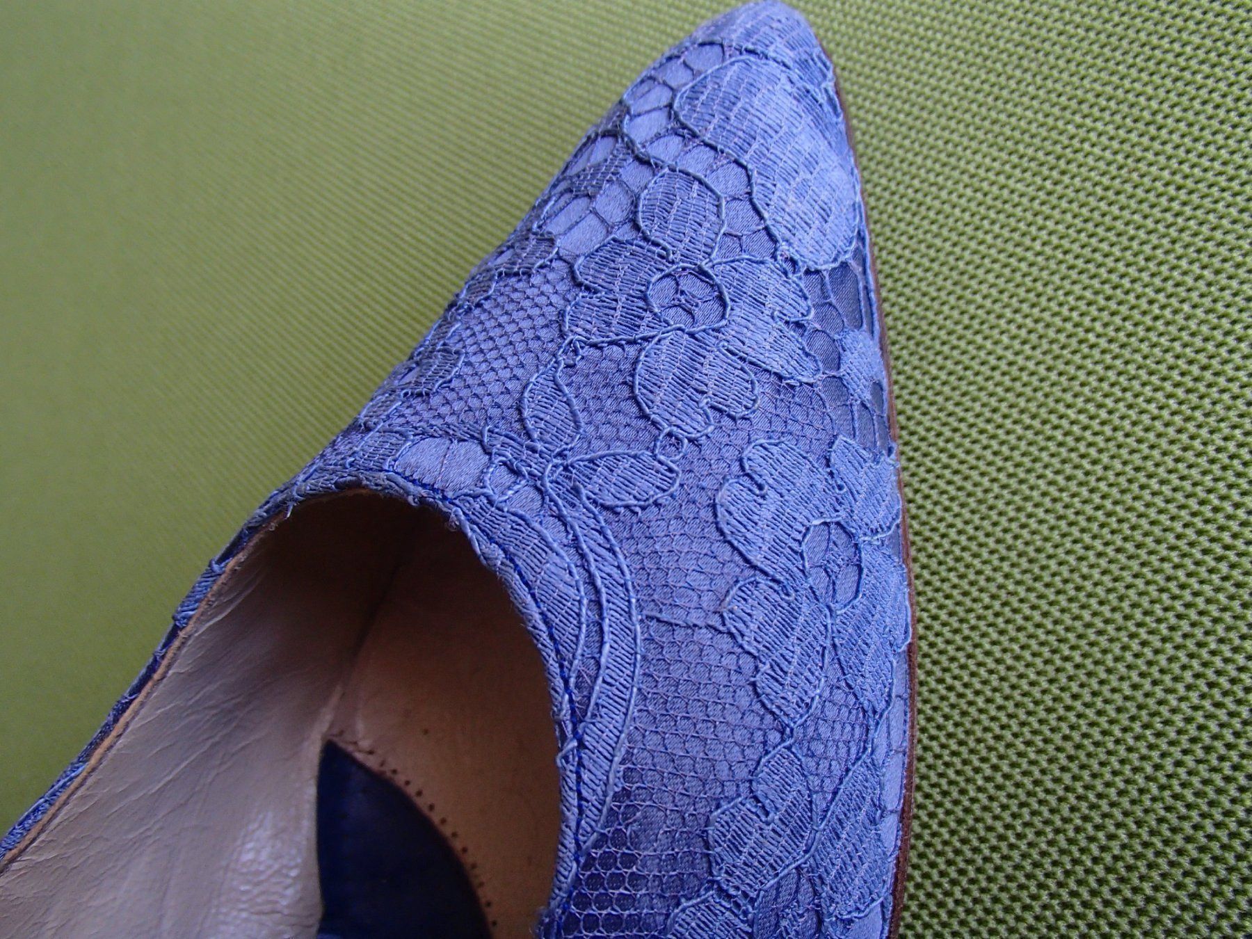 Damenschuhe: 50thies Schuhe aus hellblauer Spitze Bleistiftabsatz – Gebraucht aus Schöfflisdorf von pullux 5