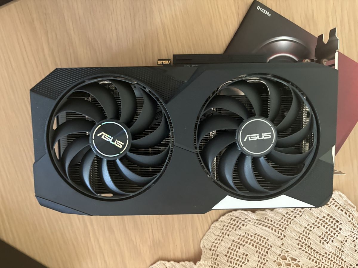 Amd Schede grafiche: AMD 6650XT 8 GB – Usato da Neuenhof venduto da Ale_Ugento 1