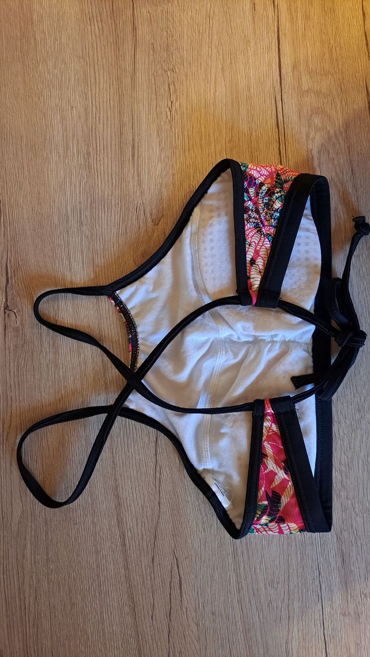 Decathlon Badekleider & Bikinis: Bikini Oberteil – Gebraucht aus Schaffhausen von xJuliax 1