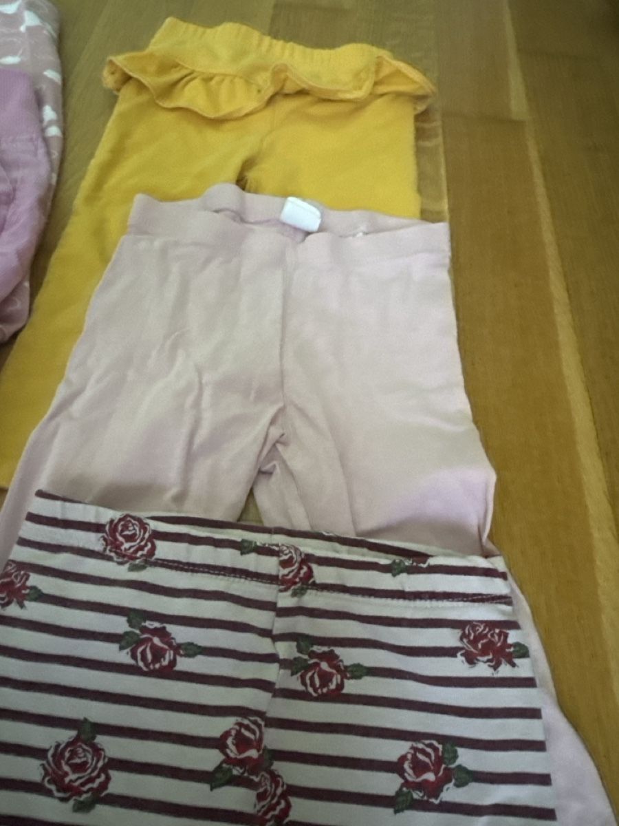 Lotti & Set di vestiti: Hosenpaket, Mädchen Kleiderpaket Gr. 80 – Usato da Lyss venduto da Franzi.R.90 2