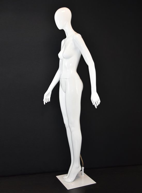 Aufblasbare Ganzkörper-Schaufensterpuppe – PVC, 168 Cm, Für Kleidungspräsentation, Messen, Reiseausstellungen – Kompakt & Tragbar (Silber)