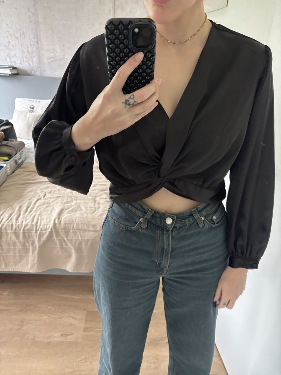 Asos Blusen: Chemisier noir ASOS – Gebraucht aus Zürich von mps_9cp7 1