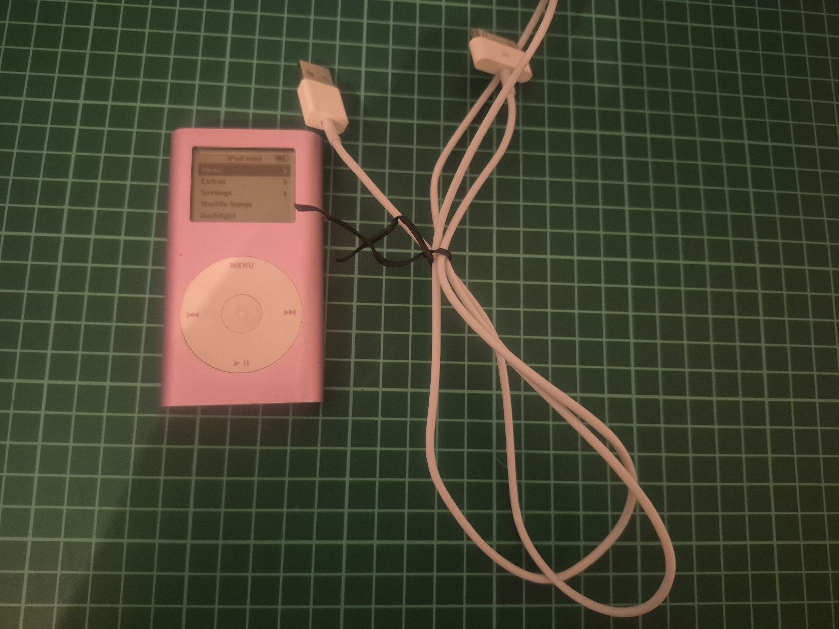 Apple Tragbarer Mediaplayer: Pink Apple iPod Mini 4GB - Excellent Condition! Retro – Gebraucht aus Meyrin von Retro-GZ