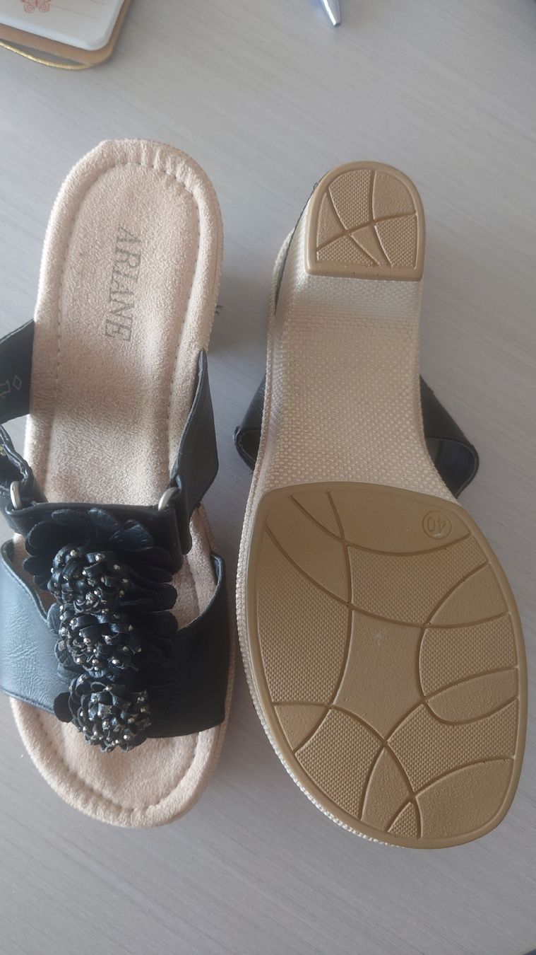 Scarpe da donna: Sommer Sandalen – Nuovo (secondo la descrizione) da Otelfingen venduto da lsz_kgs6 1