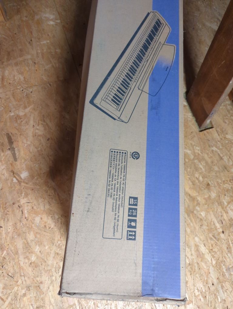 Yamaha Strumenti musicali: Yamaha Electronic Piano P-140 – Usato da Zürich venduto da Brenzala 5