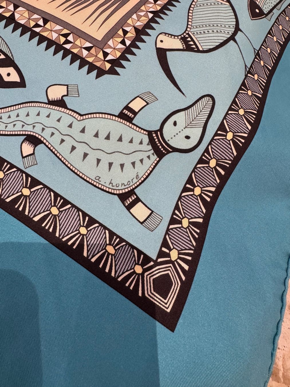 Hermès Foulard & Sciarpe: HERMES TUCH SEIDE 90, FISCH – Usato da Schwyz venduto da bofb 3