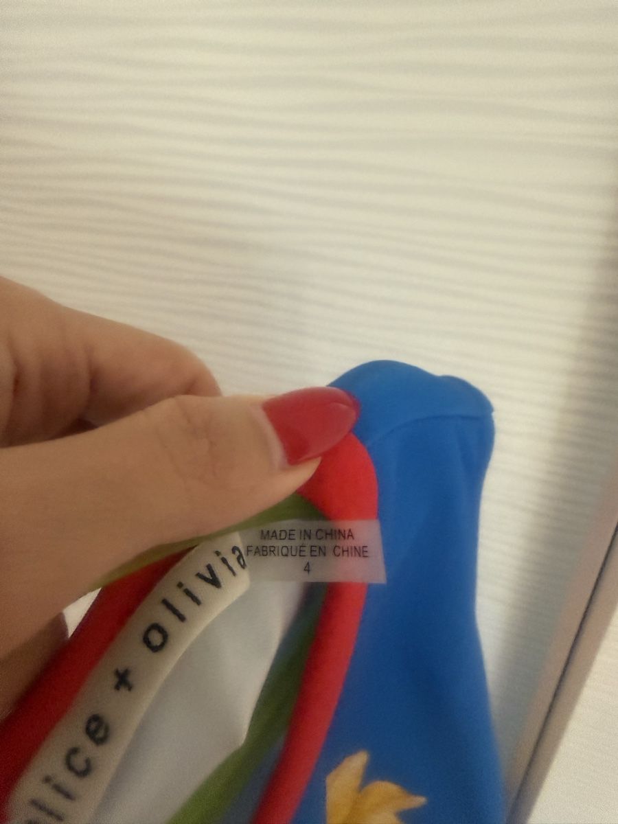 Vestiti: Alice+Olivia mini dress – Nuovo (secondo la descrizione) da Langnau am Albis venduto da anjalimkchotani 2