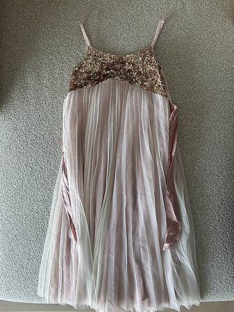 Robe rose poudré 