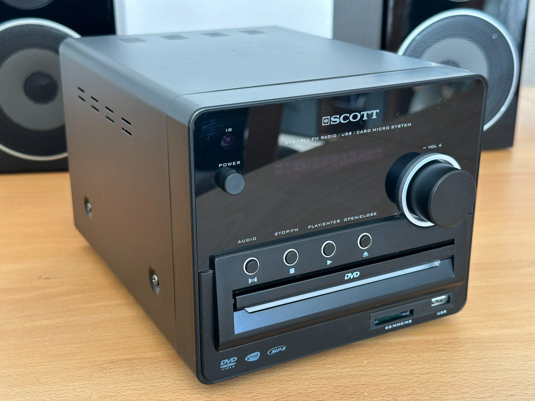 Systèmes audio & multimédias: Scott DVD MICRO SYSTEM S2 (CD-Ripper -> USB) – D'occasion à Kleinwangen par lamboboy 1
