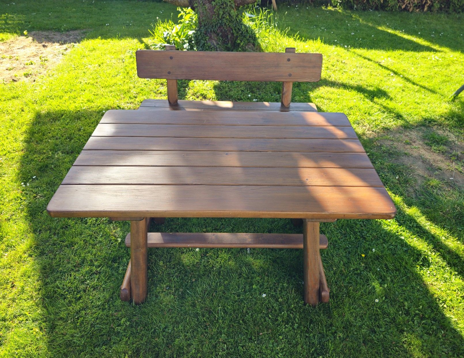 Hunn Tavoli: Gartentisch mit Sitzbank von Hunn – Usato da Etzgen venduto da juj_b678 4