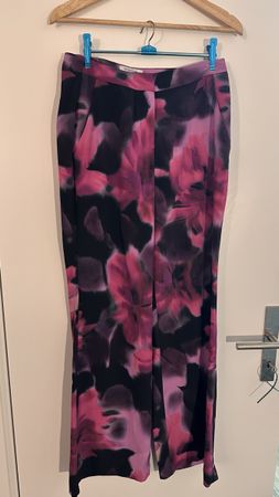 Morgan Damen Hose Gr. 40 Blumenmuster Pink Schwarz Leicht