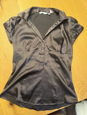 ZARA Basic Satin-Bluse schwarz/dunkelbraun – Grösse M